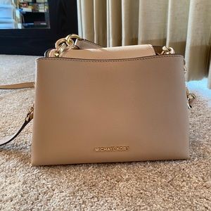Michael Kors Crossbody Purse